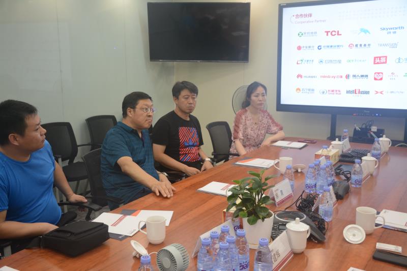 座谈会03.jpg